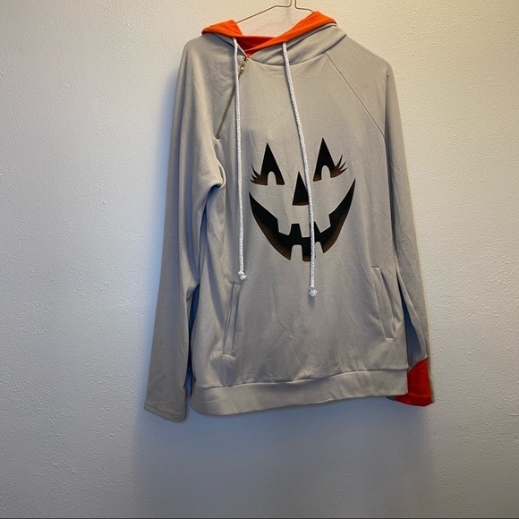 Filly Flair Halloween Hoodie Size Medium - Picture 2 of 7